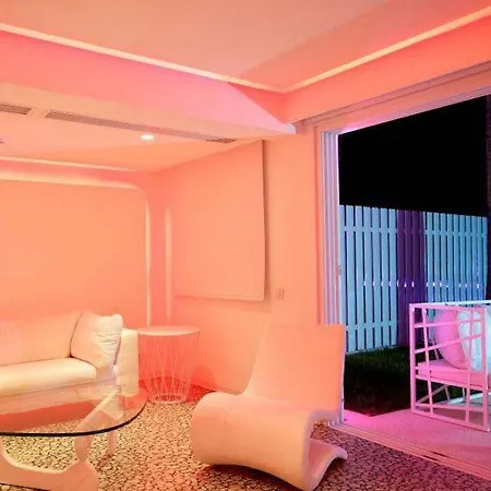 Resort So White