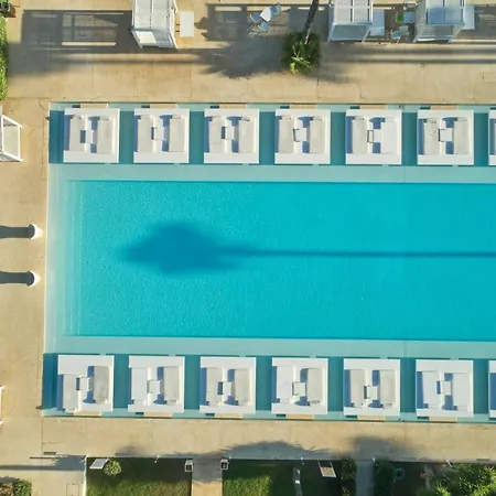 So White Resort 4*
