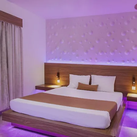 Üdülőközpont So White 4*