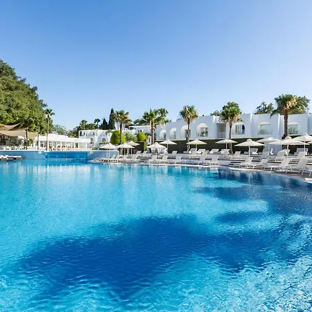 So White 4* Ajía Nápa