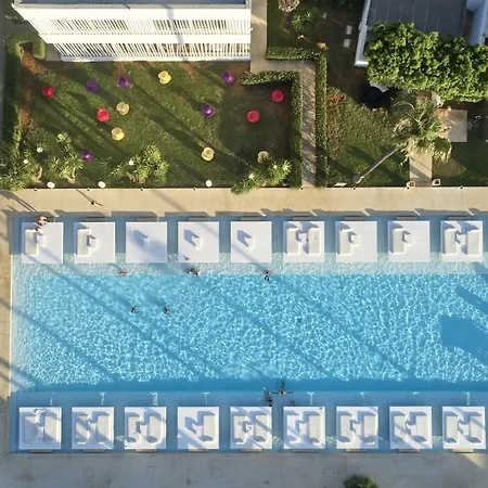 So White Ośrodek wypoczynkowy Ajia Napa