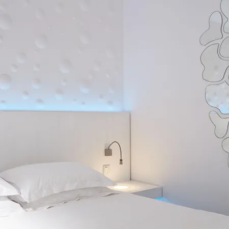 Resort So White