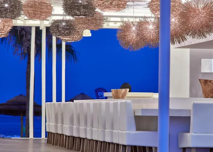 So White Айя-Напа