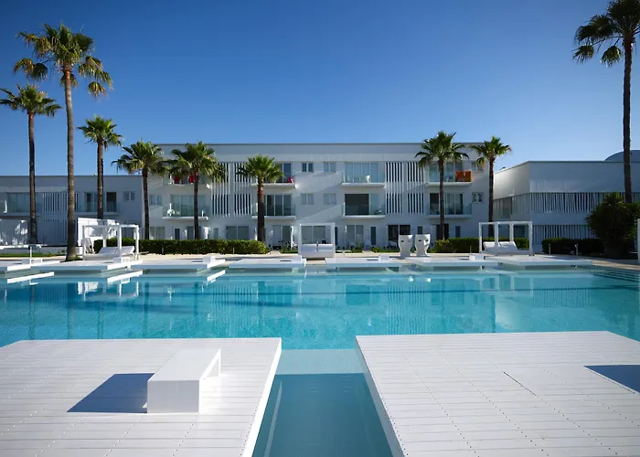 So White 4* Айя-Напа