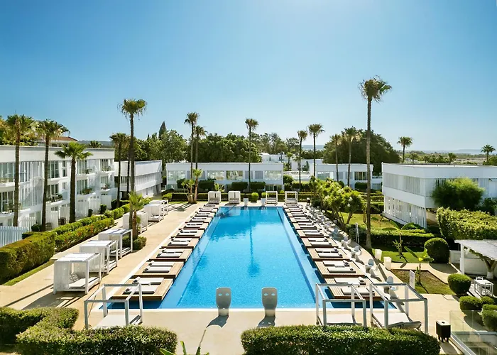 So White Айя-Напа