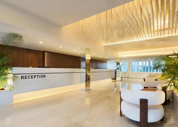 Курортный комплекс So White 4*