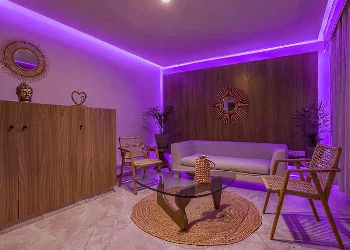 So White Айя-Напа