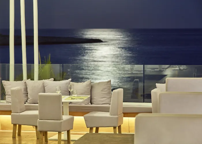 So White Курортный комплекс