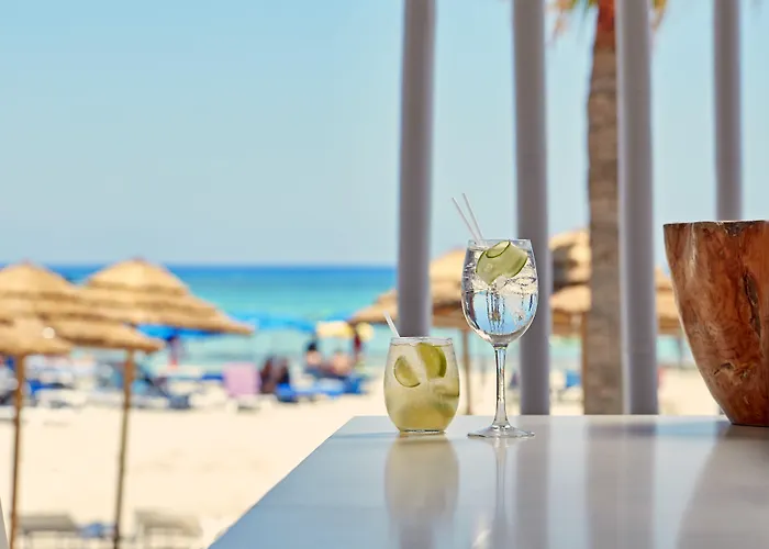 So White Курортный комплекс