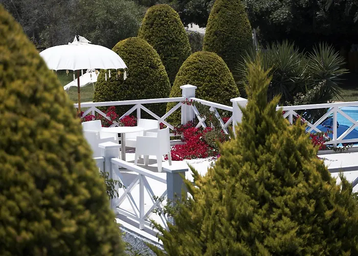 Курортный комплекс So White Айя-Напа