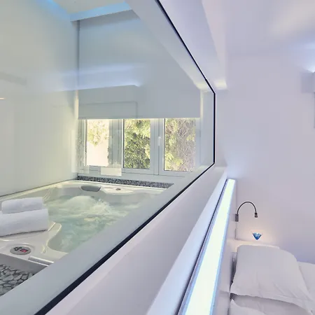 Курортный комплекс So White 4*