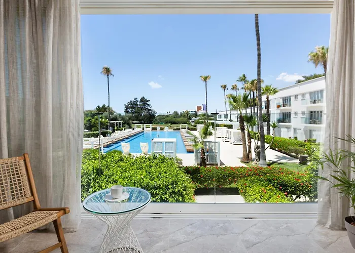 So White Resort Ayia Napa