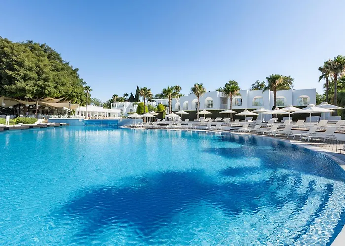 So White 4* Ayia Napa